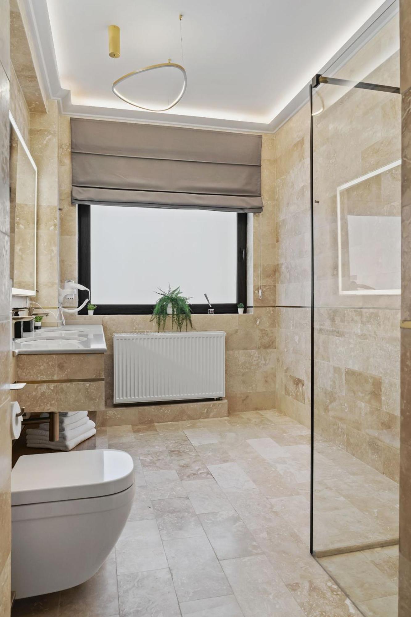 Central Two Rooms Apartment The Paradise Of Lights 부쿠레슈티 외부 사진