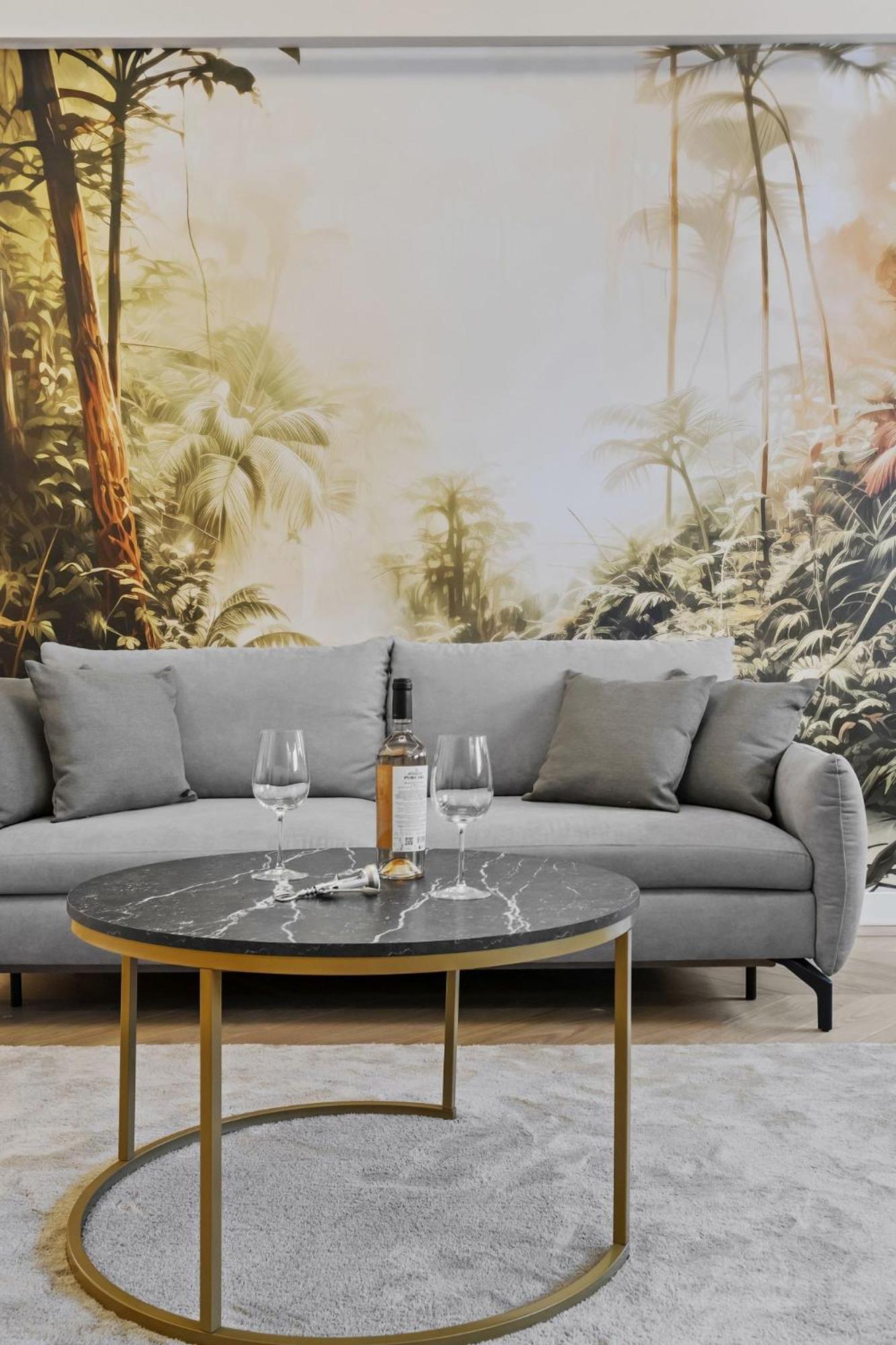 Central Two Rooms Apartment The Paradise Of Lights 부쿠레슈티 외부 사진
