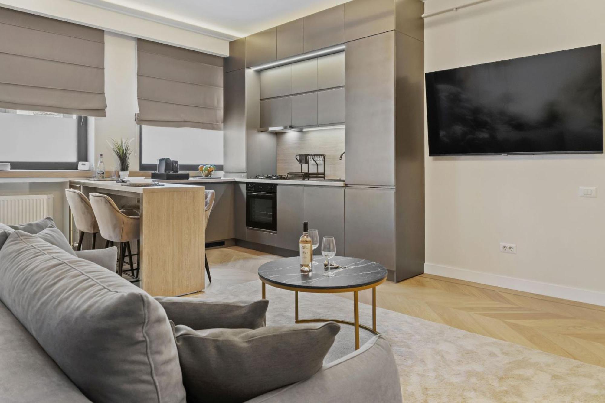 Central Two Rooms Apartment The Paradise Of Lights 부쿠레슈티 외부 사진