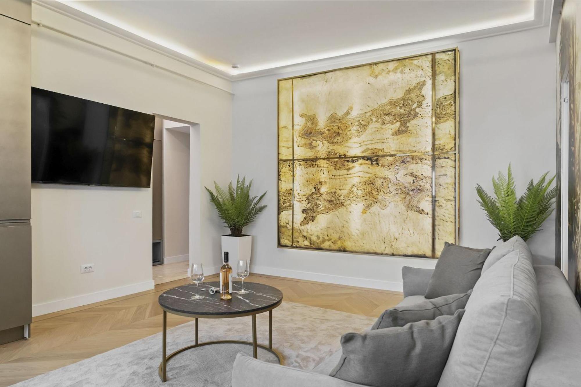 Central Two Rooms Apartment The Paradise Of Lights 부쿠레슈티 외부 사진